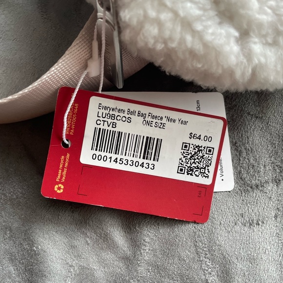 Rare BNWT Lululemon New Year Everywhere Belt Bag 1L Fleece Rabbit - Picture 9 of 12